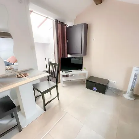 Appartement Cerf4-Centre Ville Meaux-Gare-Disney Exterior photo